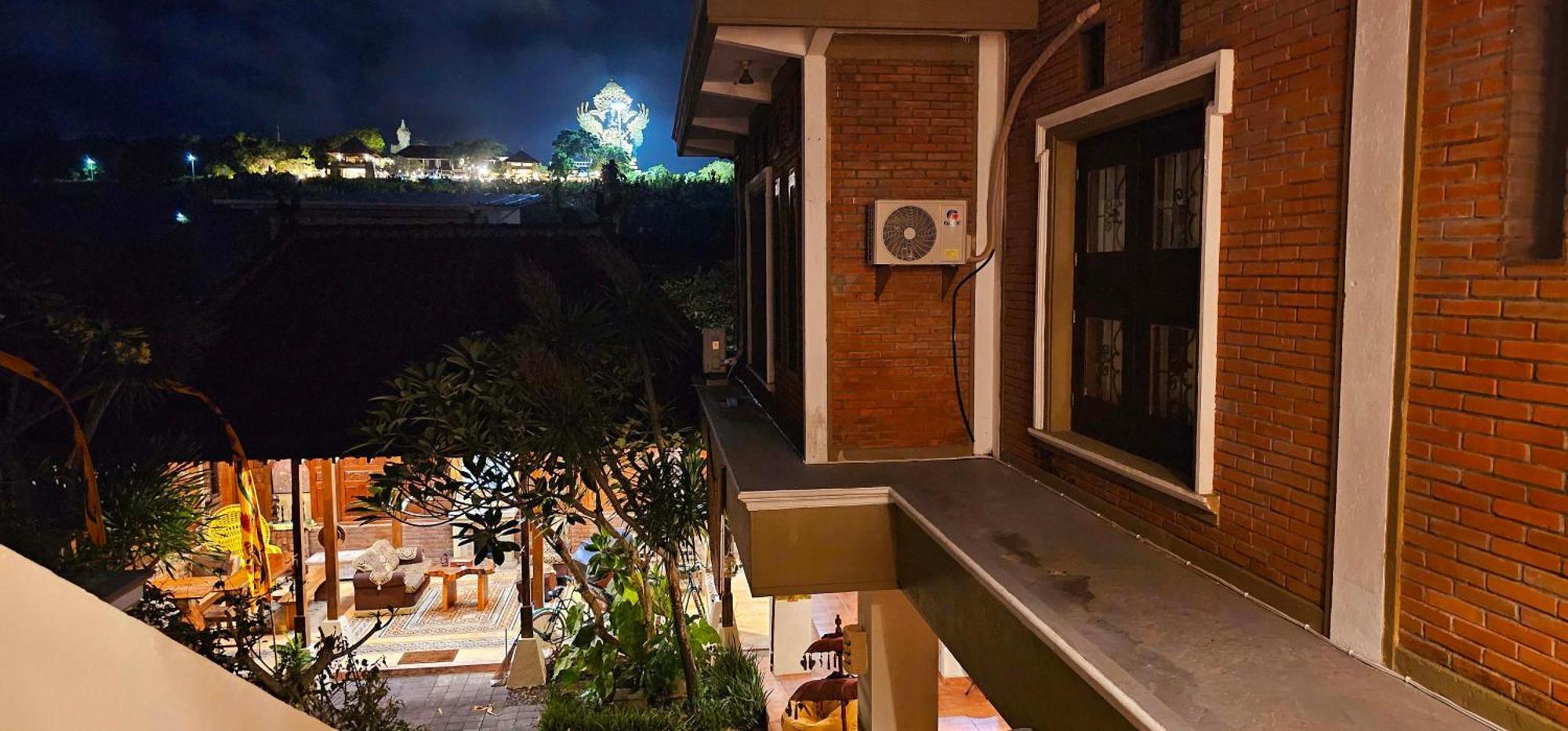 Gwk View Boutique Hotel And Residence Jimbaran  Exterior photo